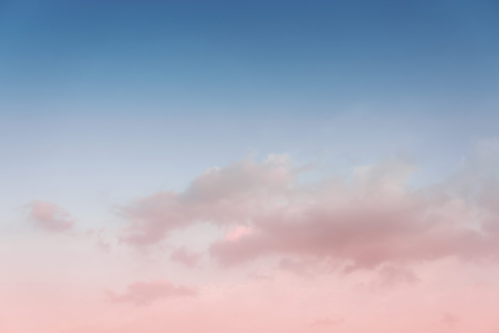 Simple presentation background that displays rosy clouds.